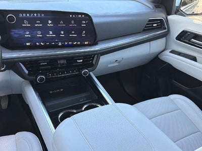 2025 Chevrolet Suburban Premier