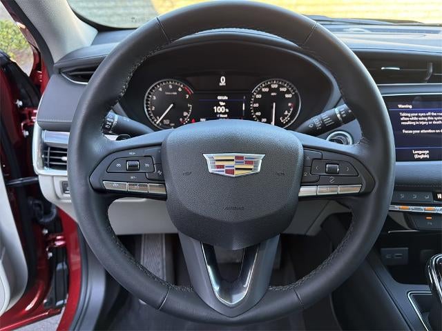 2023 Cadillac XT4 Luxury