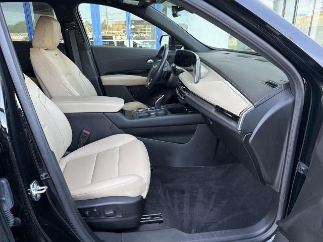 2024 Cadillac XT4 Luxury