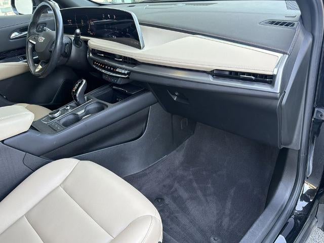 2024 Cadillac XT4 Luxury