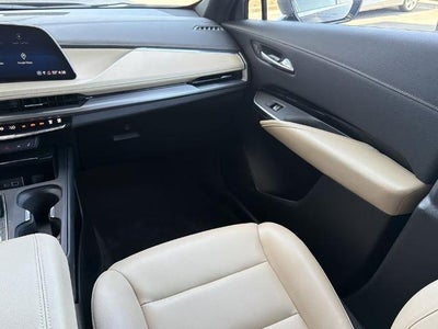 2024 Cadillac XT4 Luxury