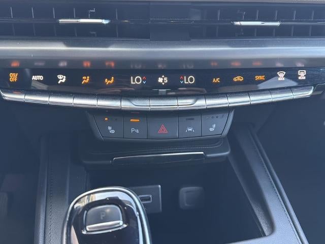 2024 Cadillac XT4 Luxury