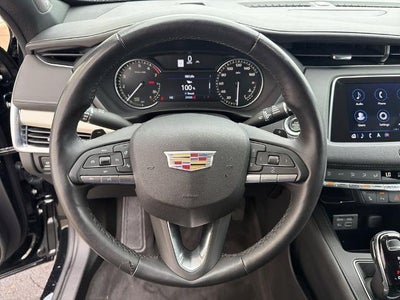 2023 Cadillac XT4 Premium Luxury