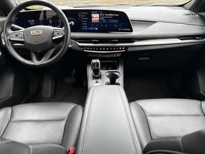 2025 Cadillac XT4 Premium Luxury