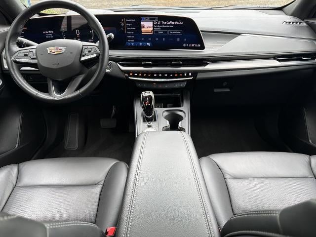 2025 Cadillac XT4 Premium Luxury