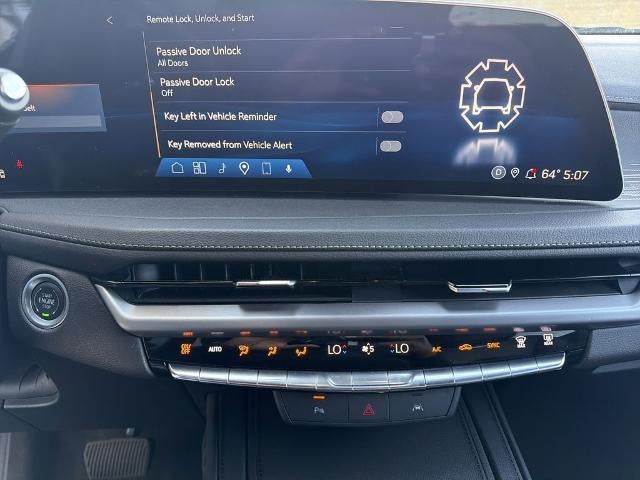 2025 Cadillac XT4 Premium Luxury