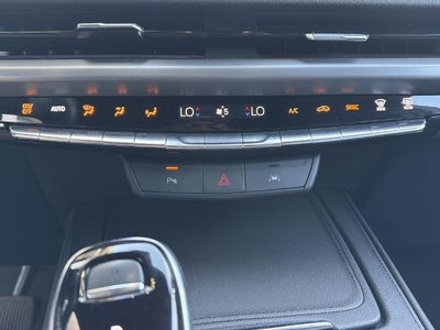 2025 Cadillac XT4 Premium Luxury