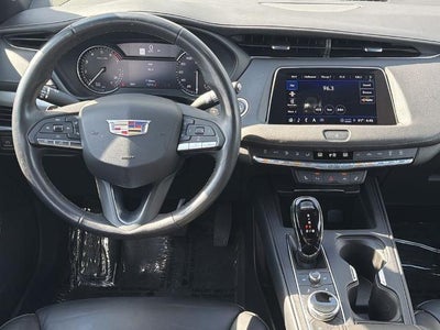 2023 Cadillac XT4 FWD Premium Luxury