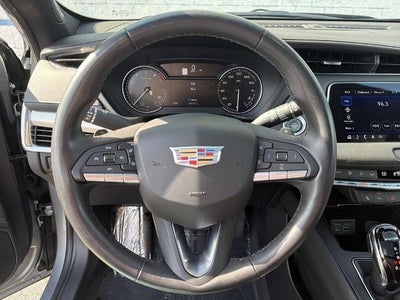 2023 Cadillac XT4 FWD Premium Luxury