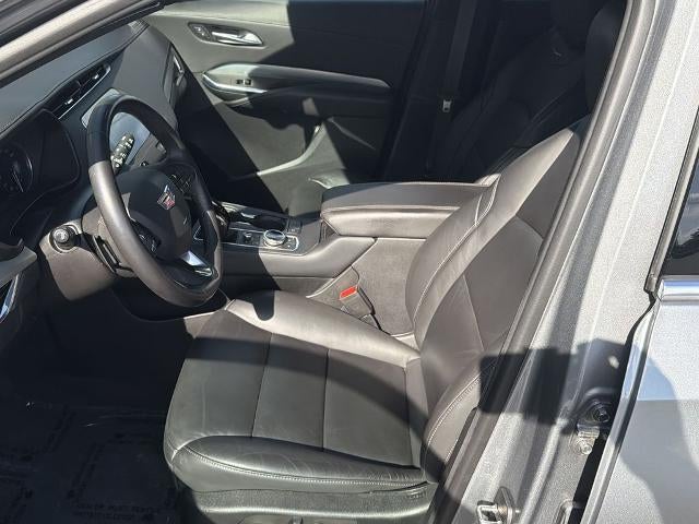 2023 Cadillac XT4 FWD Premium Luxury