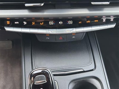 2025 Cadillac XT4 Premium Luxury