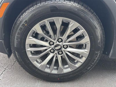 2025 Cadillac XT4 Premium Luxury