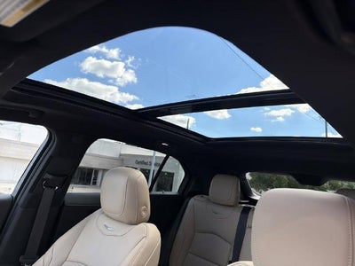 2024 Cadillac XT4 Premium Luxury