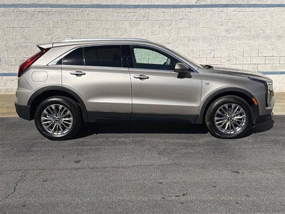 2025 Cadillac XT4 Premium Luxury