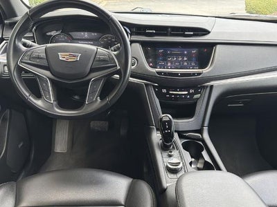 2021 Cadillac XT5 FWD Luxury