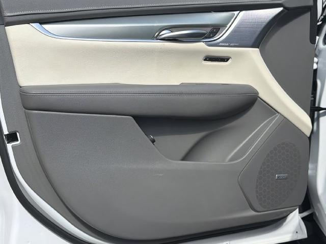 2023 Cadillac XT5 FWD Premium Luxury