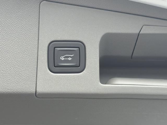 2023 Cadillac XT5 FWD Premium Luxury