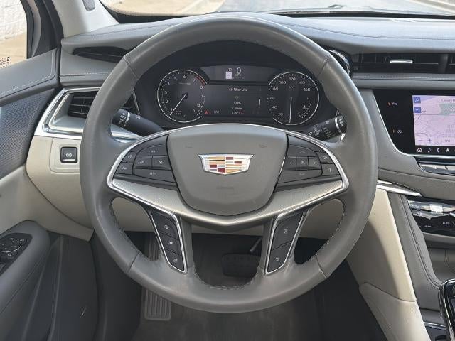 2023 Cadillac XT5 FWD Premium Luxury