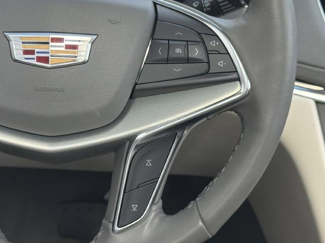 2023 Cadillac XT5 FWD Premium Luxury