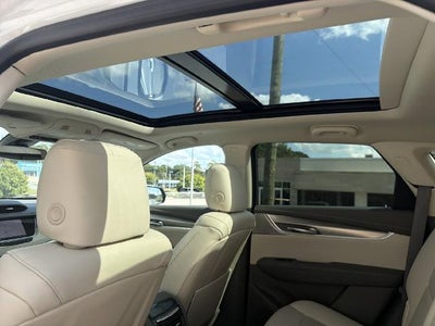 2023 Cadillac XT5 FWD Premium Luxury