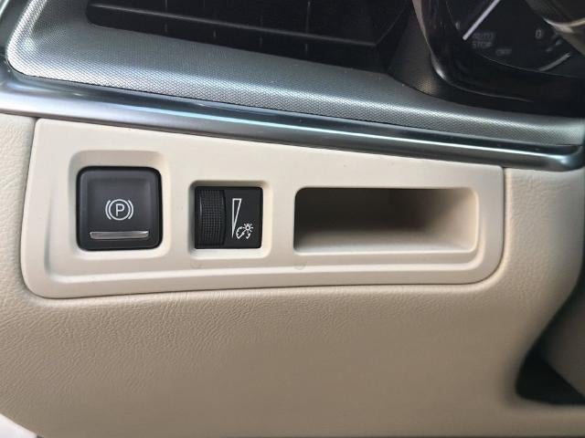 2023 Cadillac XT5 FWD Premium Luxury