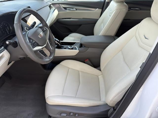 2023 Cadillac XT5 FWD Premium Luxury
