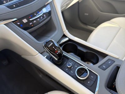 2024 Cadillac XT5 Premium Luxury