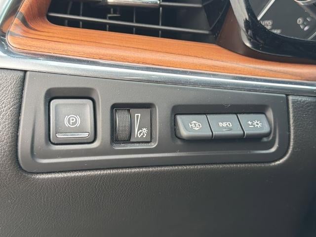 2020 Cadillac XT5 Premium Luxury FWD