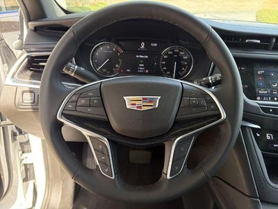 2022 Cadillac XT5 Premium Luxury