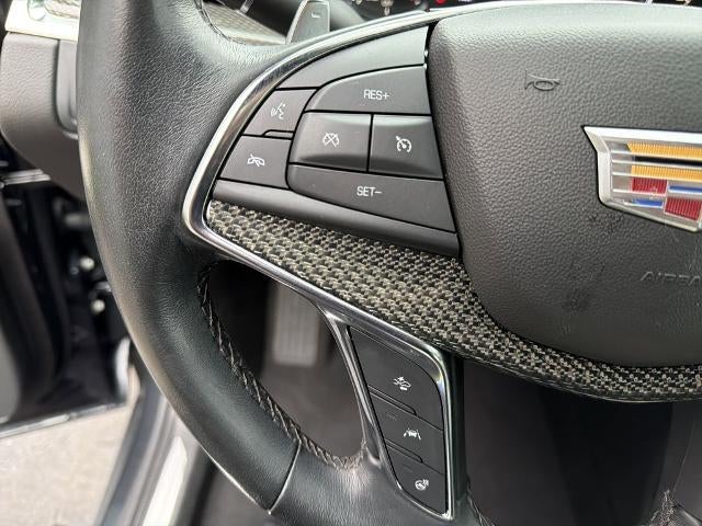 2023 Cadillac XT5 Sport