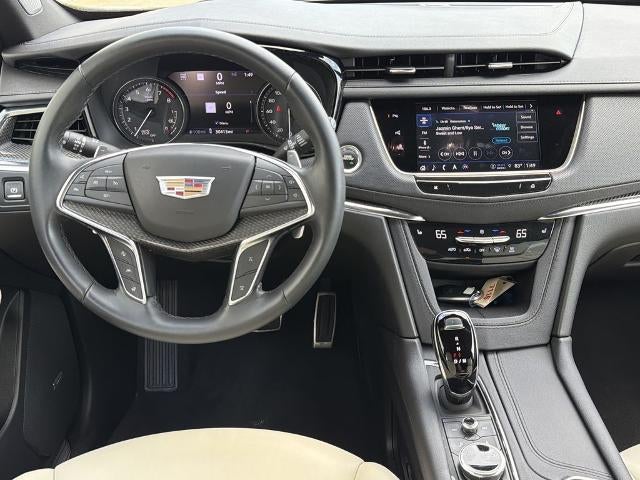 2023 Cadillac XT5 Sport