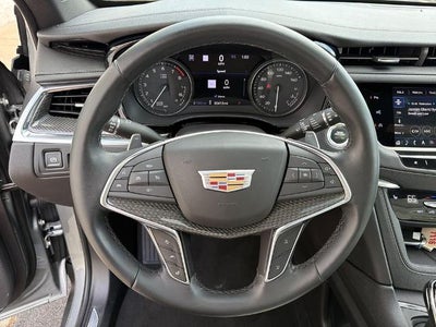2023 Cadillac XT5 Sport