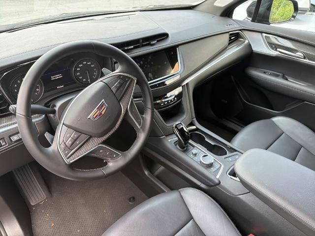 2025 Cadillac XT5 Sport
