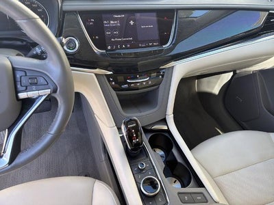 2023 Cadillac XT6 Premium Luxury