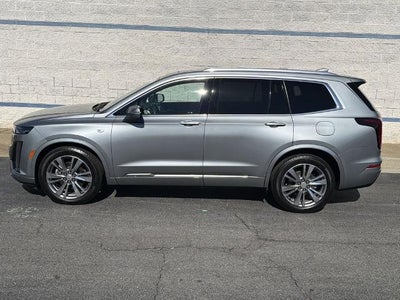 2025 Cadillac XT6 Premium Luxury