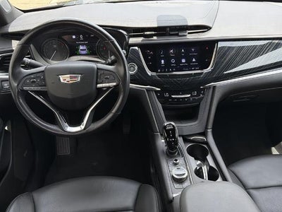 2023 Cadillac XT6 Premium Luxury