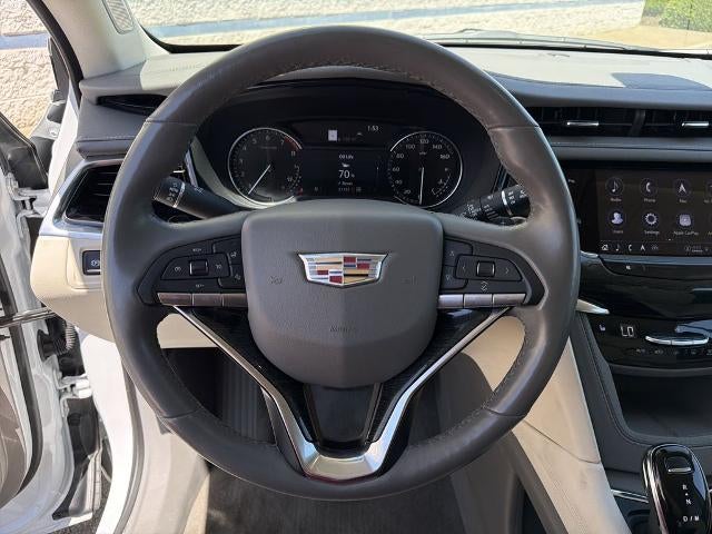 2023 Cadillac XT6 Premium Luxury