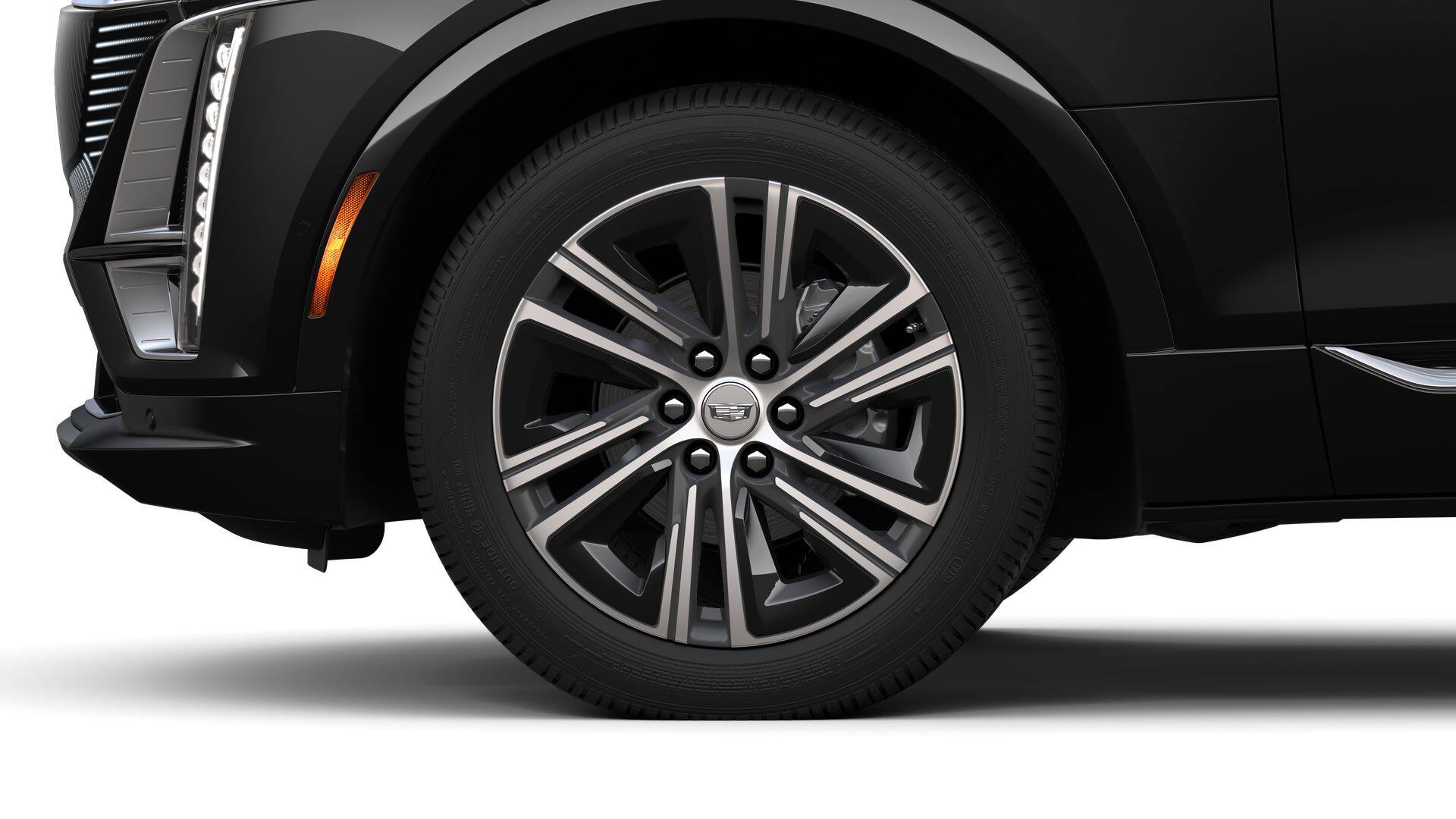 2025 Cadillac LYRIQ Luxury 1