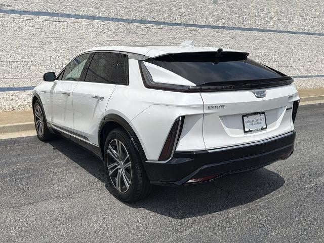 2024 Cadillac LYRIQ Luxury 2