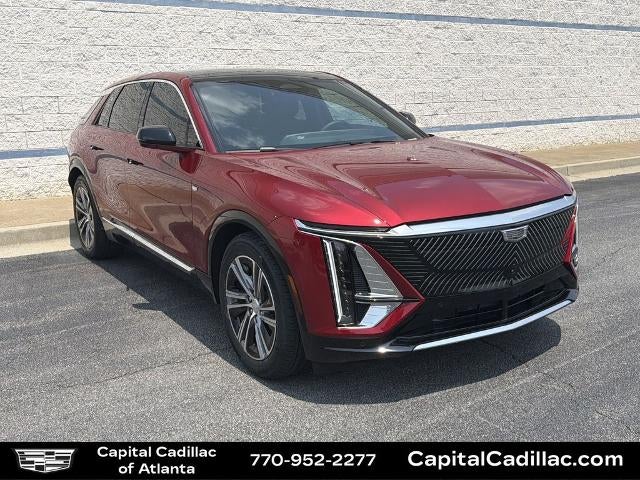 2024 Cadillac LYRIQ Luxury 2