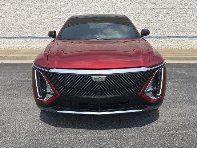 2024 Cadillac LYRIQ Luxury 2