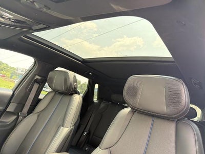 2024 Cadillac LYRIQ Luxury 2
