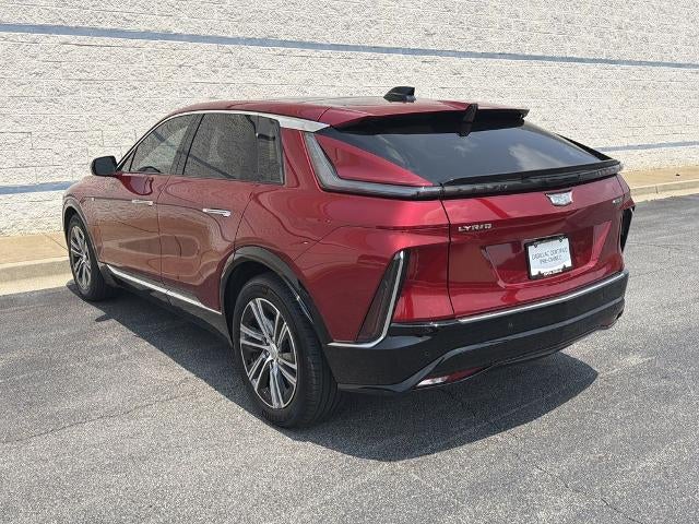 2024 Cadillac LYRIQ Luxury 2