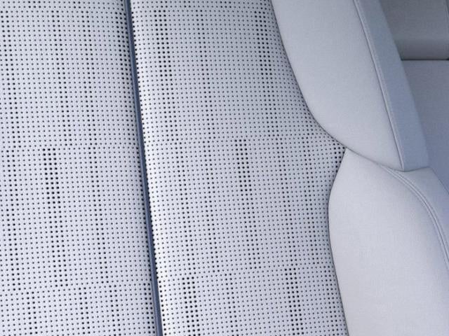 2025 Cadillac LYRIQ Luxury 3