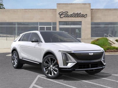 2025 Cadillac LYRIQ Luxury 3