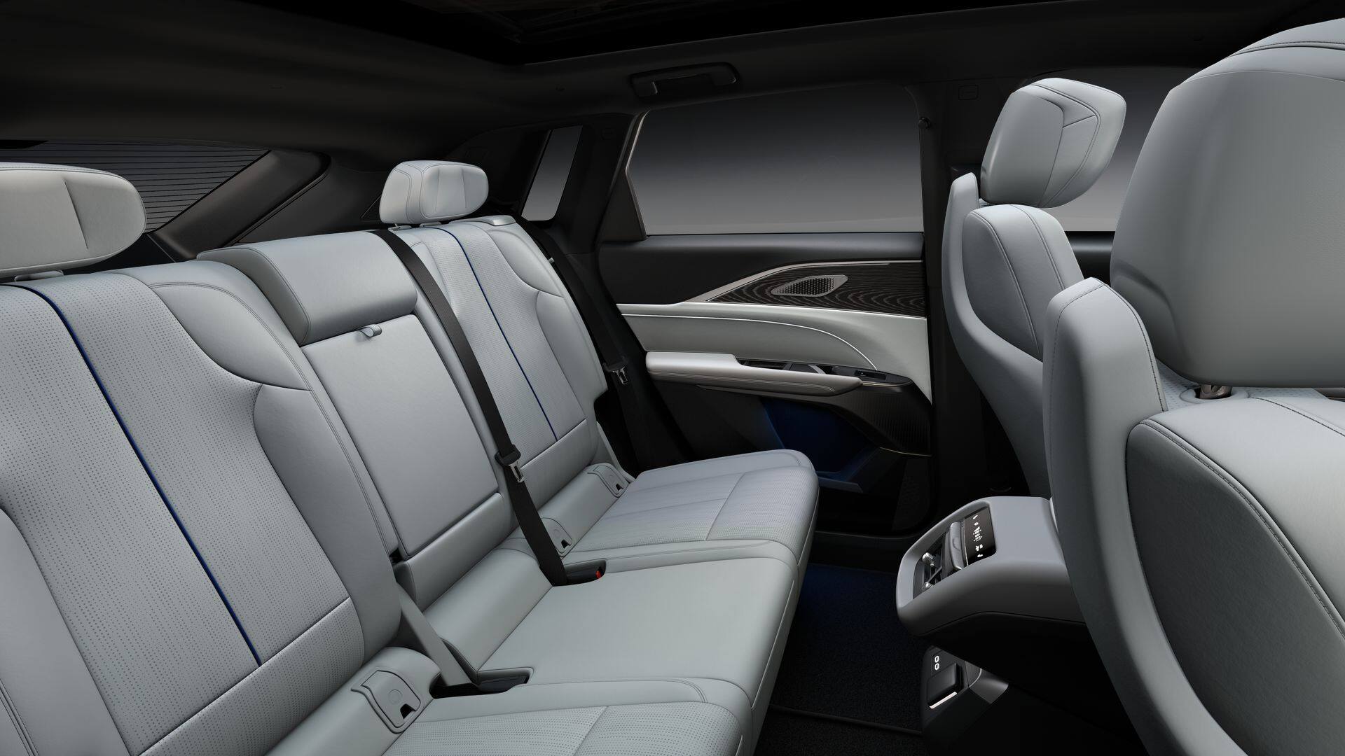 2025 Cadillac LYRIQ Luxury 3