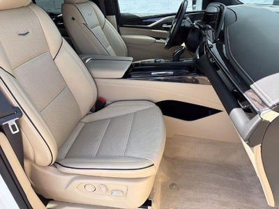 2022 Cadillac Escalade Premium Luxury