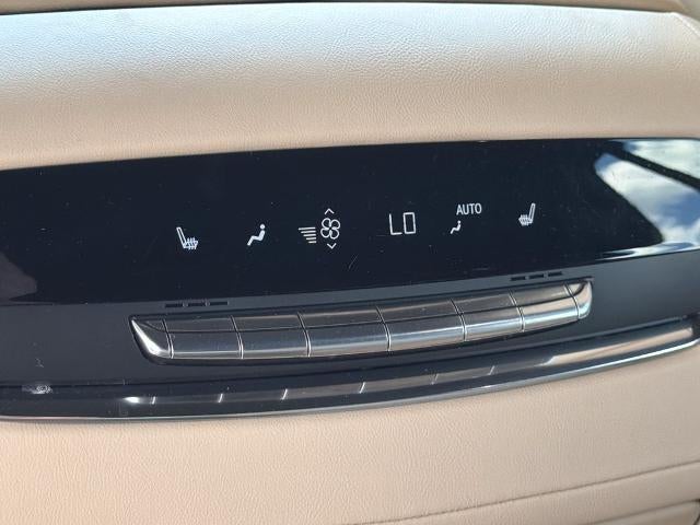 2022 Cadillac Escalade Premium Luxury
