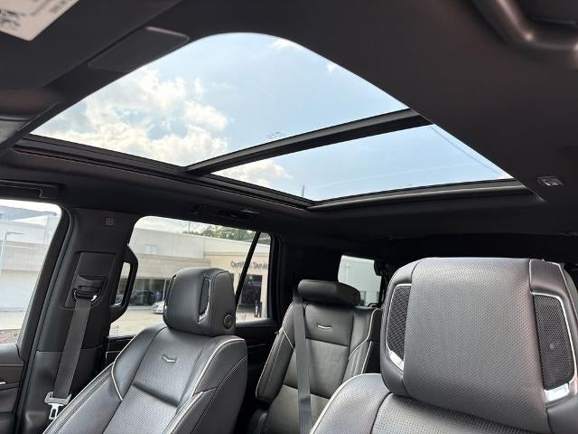 2022 Cadillac Escalade Premium Luxury