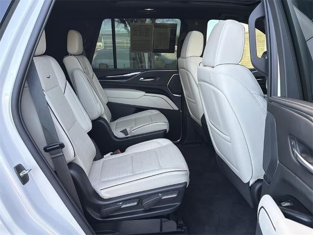 2022 Cadillac Escalade Sport